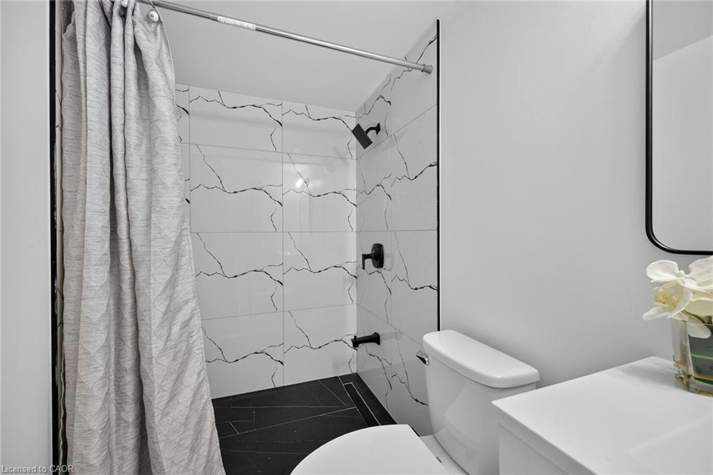 Lower-40 Purdy Crescent, Hamilton, ON, L9A 3B3 - 20