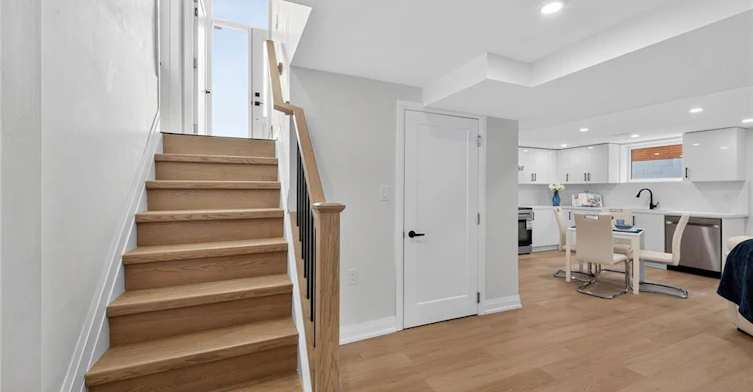 Lower-40 Purdy Crescent, Hamilton, ON, L9A 3B3 - 5