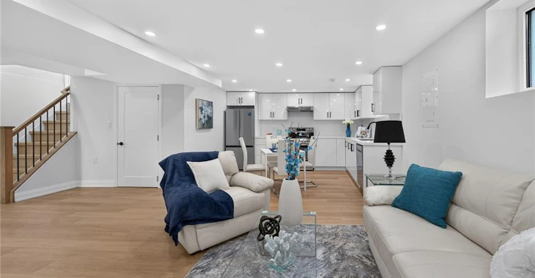 Lower-40 Purdy Crescent, Hamilton, ON, L9A 3B3 - 10