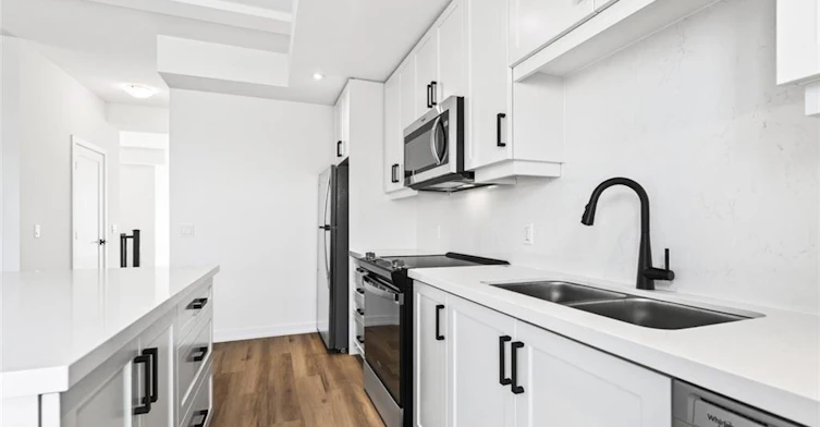 36-70 Kenesky Drive, Hamilton, ON, L8B 2A9 - 16
