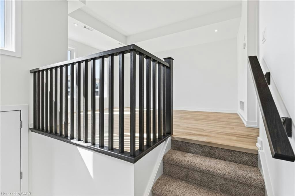 36-70 Kenesky Drive, Hamilton, ON, L8B 2A9 - 4