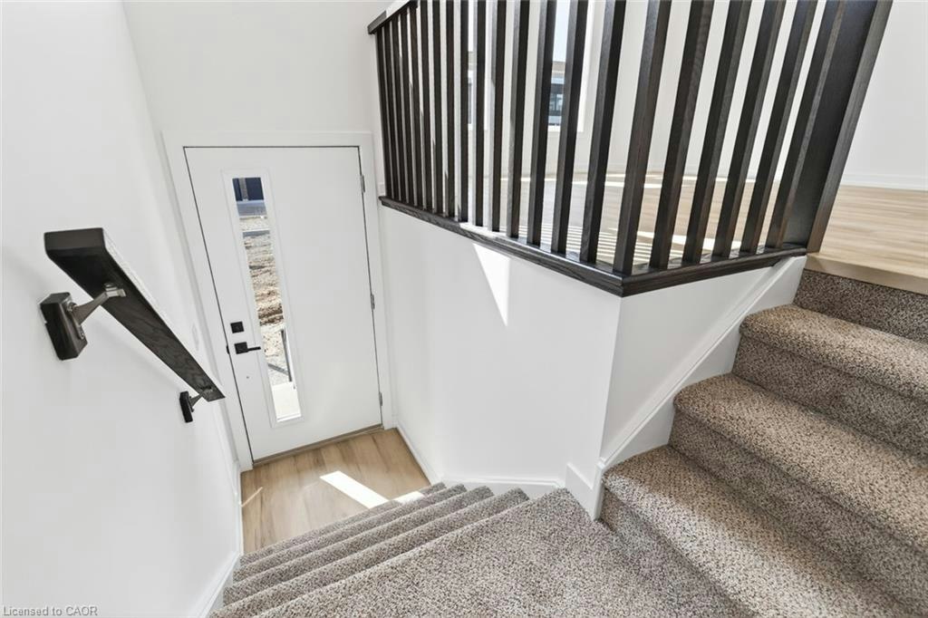 36-70 Kenesky Drive, Hamilton, ON, L8B 2A9 - 3