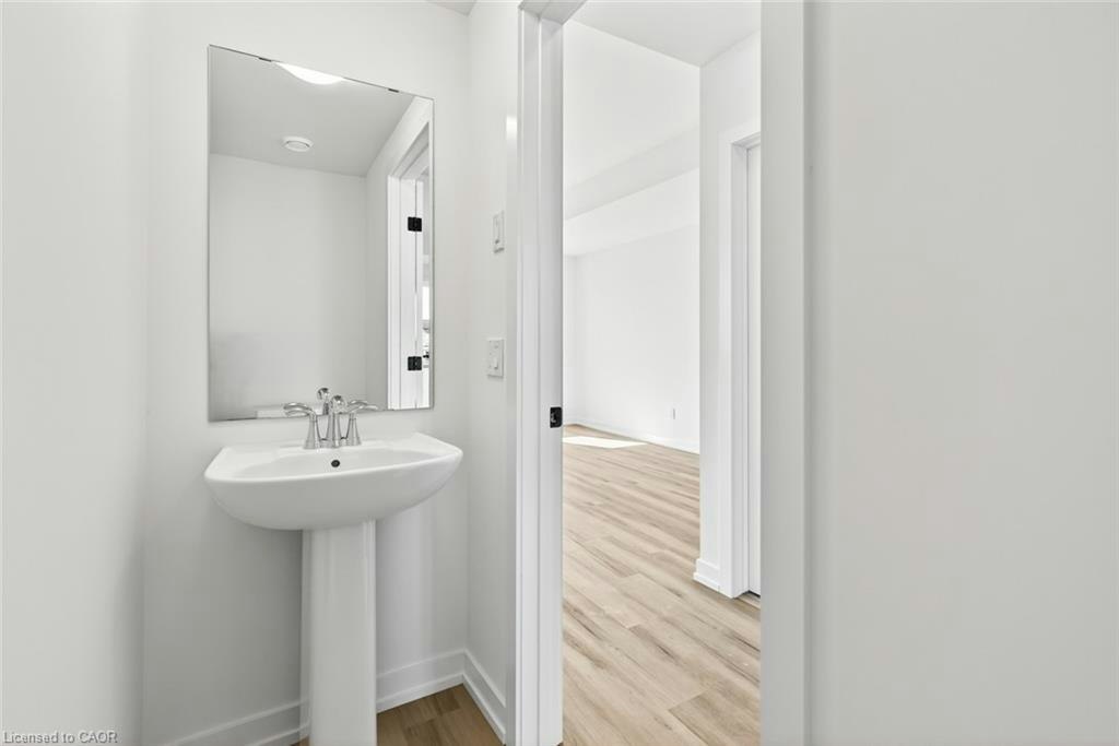 36-70 Kenesky Drive, Hamilton, ON, L8B 2A9 - 10