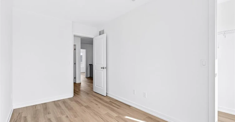 36-70 Kenesky Drive, Hamilton, ON, L8B 2A9 - 36