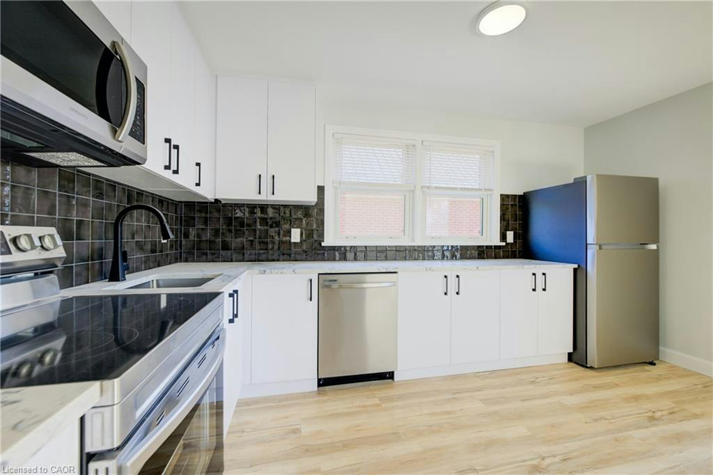 Main-320 Highland Road E, Kitchener, ON, N2M 3W4 - 10