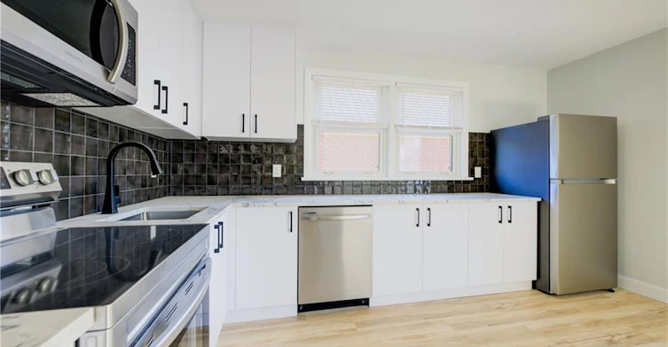 Main-320 Highland Road E, Kitchener, ON, N2M 3W4 - 10