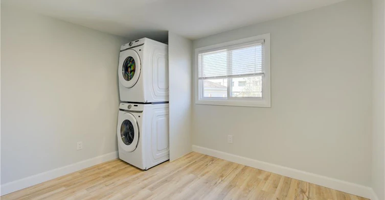 Main-320 Highland Road E, Kitchener, ON, N2M 3W4 - 14