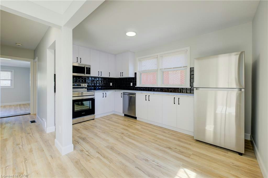 Main-320 Highland Road E, Kitchener, ON, N2M 3W4 - 7
