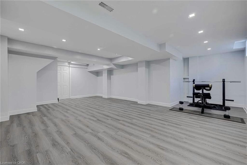 2408 Curtis Road, Burlington, ON, L7L 7M5 - 38