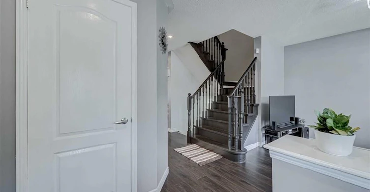 2408 Curtis Road, Burlington, ON, L7L 7M5 - 5