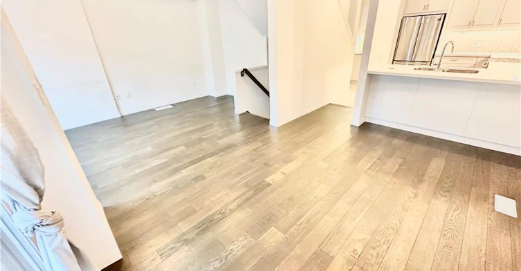 16 Ritchie Lane, Hamilton, ON, L9G 3K9 - 18