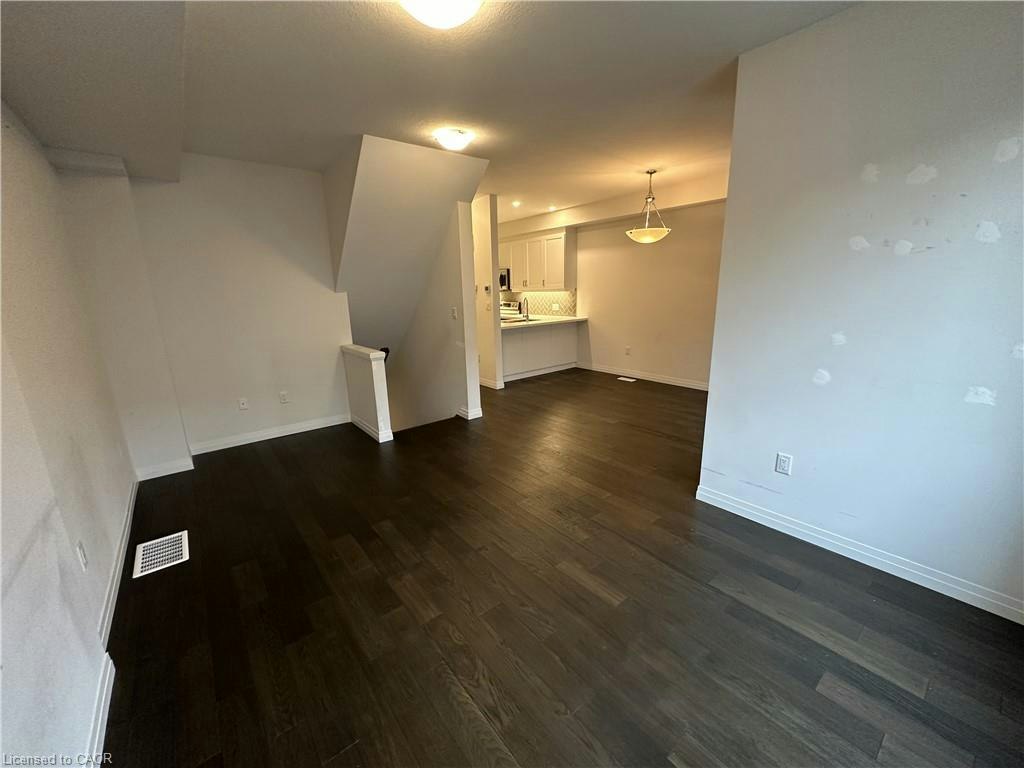 16 Ritchie Lane, Hamilton, ON, L9G 3K9 - 6