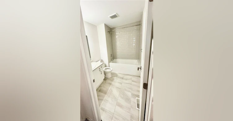 16 Ritchie Lane, Hamilton, ON, L9G 3K9 - 15