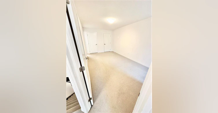 16 Ritchie Lane, Hamilton, ON, L9G 3K9 - 12
