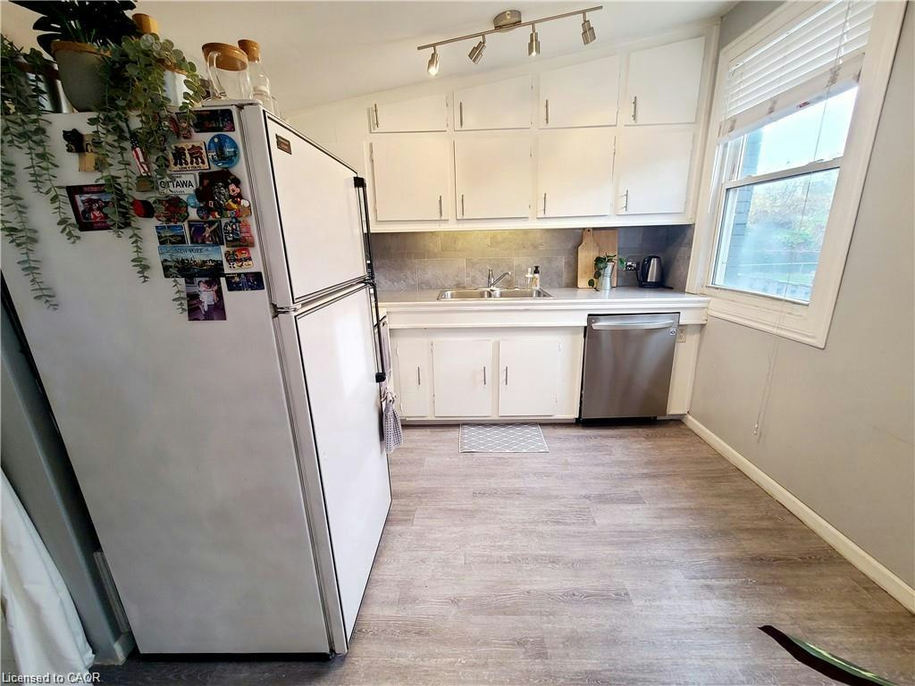 40 Whitfield Avenue, Hamilton, ON, L8L 4B6 - 8