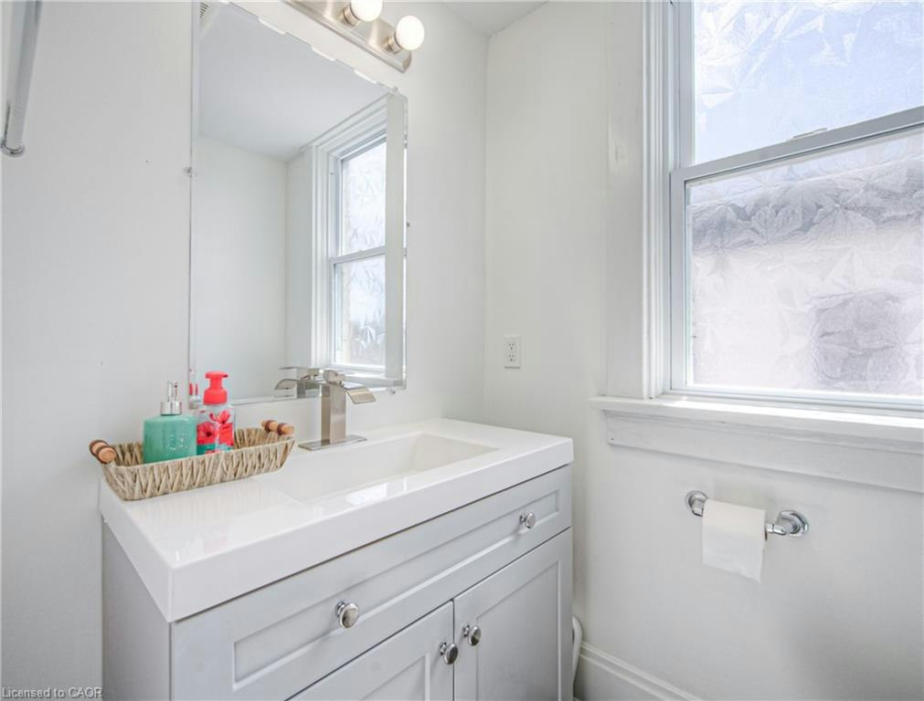 1-39 Cameron Street N, Kitchener, ON, N2H 3A2 - 7