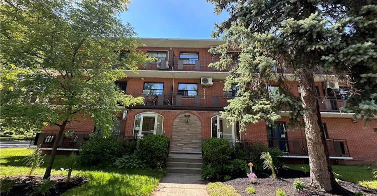 205-50 Hilda Avenue, Hamilton, ON, L8M 3E6