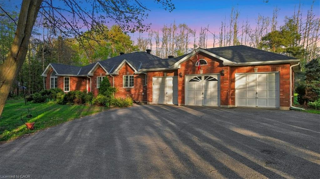 1775 Loretta Avenue, Severn, ON, L3V 7W2