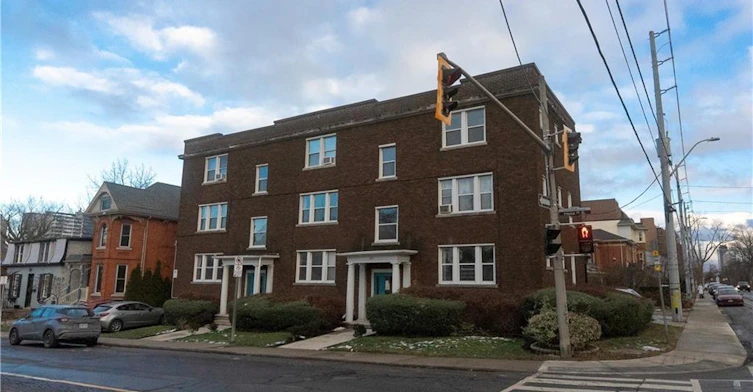 4-229 Hess Street S, Hamilton, ON, L8P 3P3