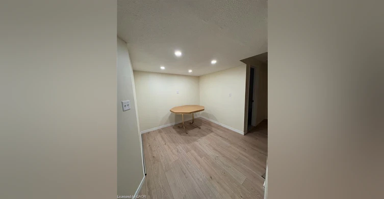 40 Jay Street, Brampton, ON, L6Z 3V5 - 9