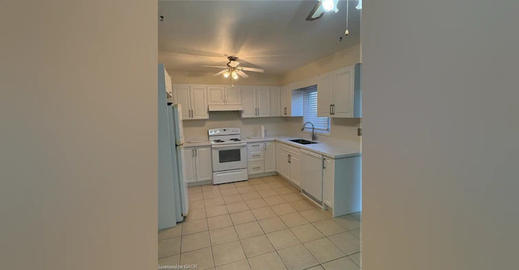 40 Jay Street, Brampton, ON, L6Z 3V5 - 7