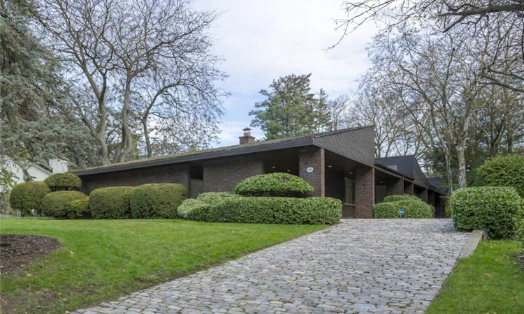 1168 Carey Road