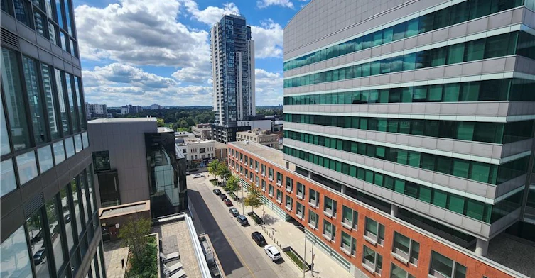 811-85 Duke Street W, Kitchener, ON, N2H 0B7 - 13