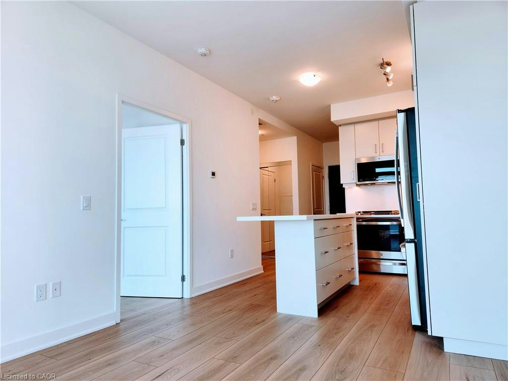 1605-2007 James Street, Burlington, ON, L7R 0G7 - 8
