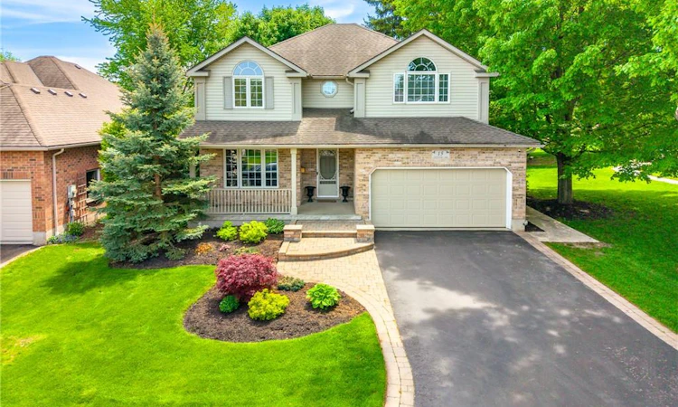 15 Carolinian Lane