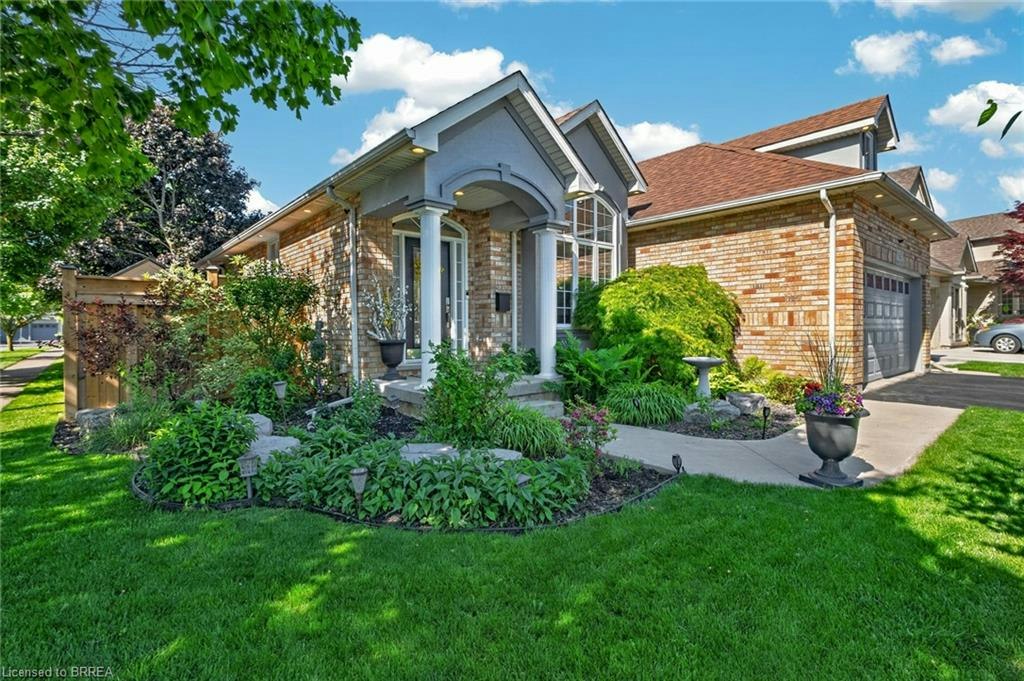 62 Varley Crescent, Brantford, ON, N3R 7Z7
