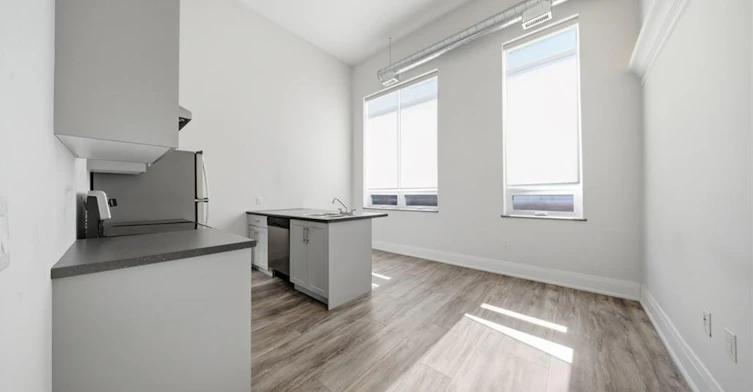 303-11 Queen Street, Brantford, ON, N3T 3B1 - 3