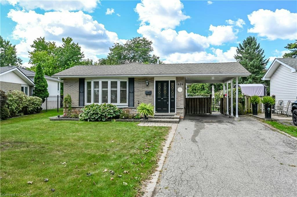 1434 Dewbourne Crescent