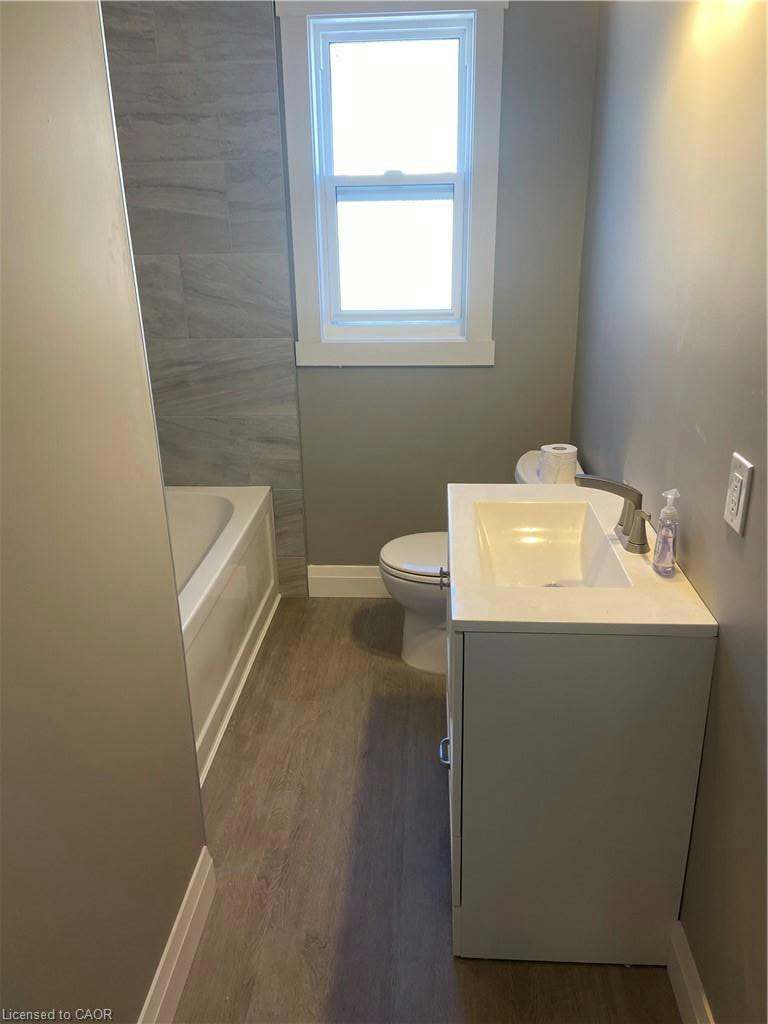 1-342 Rosedale Avenue, Hamilton, ON, L8K 4N8 - 3