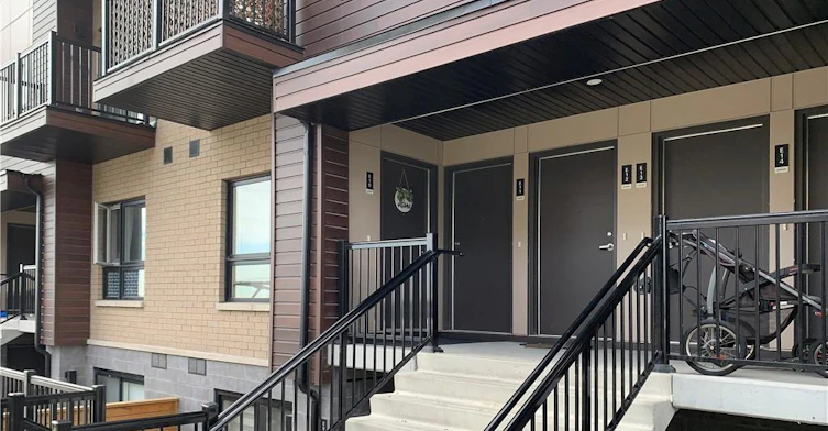 E13-20 Palace Street, Kitchener, ON, N2E 0J3