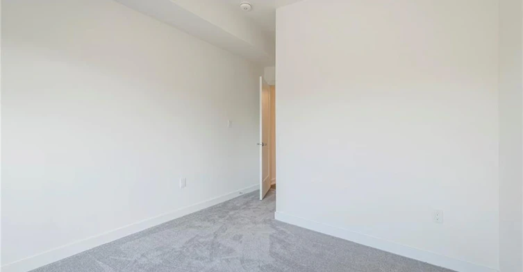 E13-20 Palace Street, Kitchener, ON, N2E 0J3 - 17