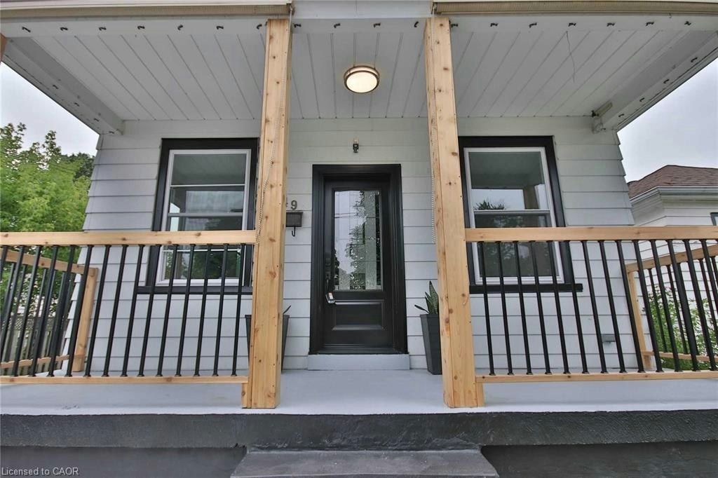 Upper-549 Waterloo Street, Hamilton, ON, L8H 6V6