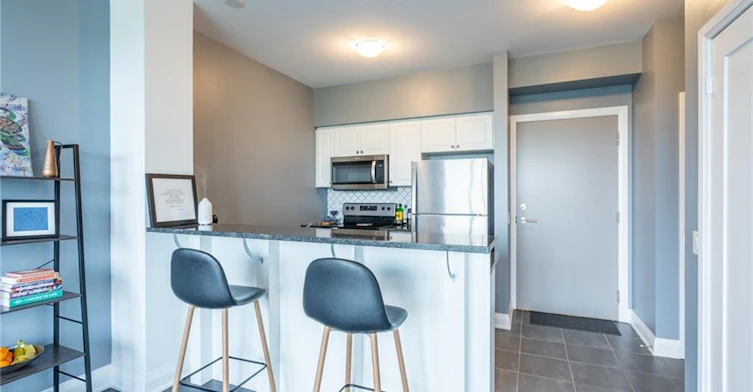 322-16 Concord Place, Grimsby, ON, L3M 0J1 - 14