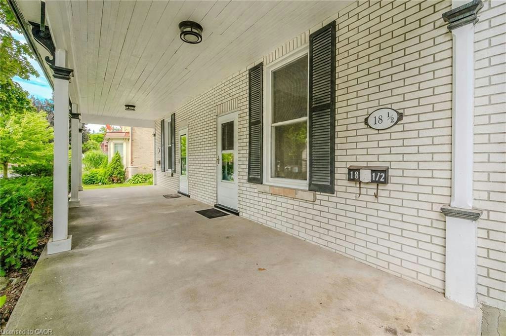 1/2-18 Oak Street, Cambridge, ON, N1R 4K6
