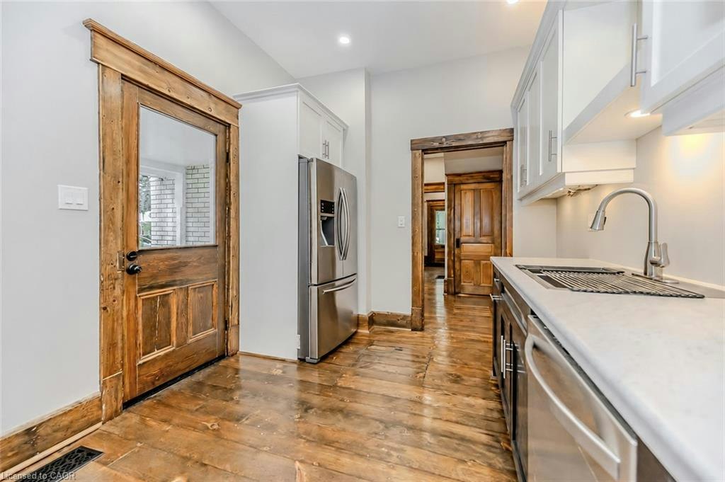 1/2-18 Oak Street, Cambridge, ON, N1R 4K6 - 8