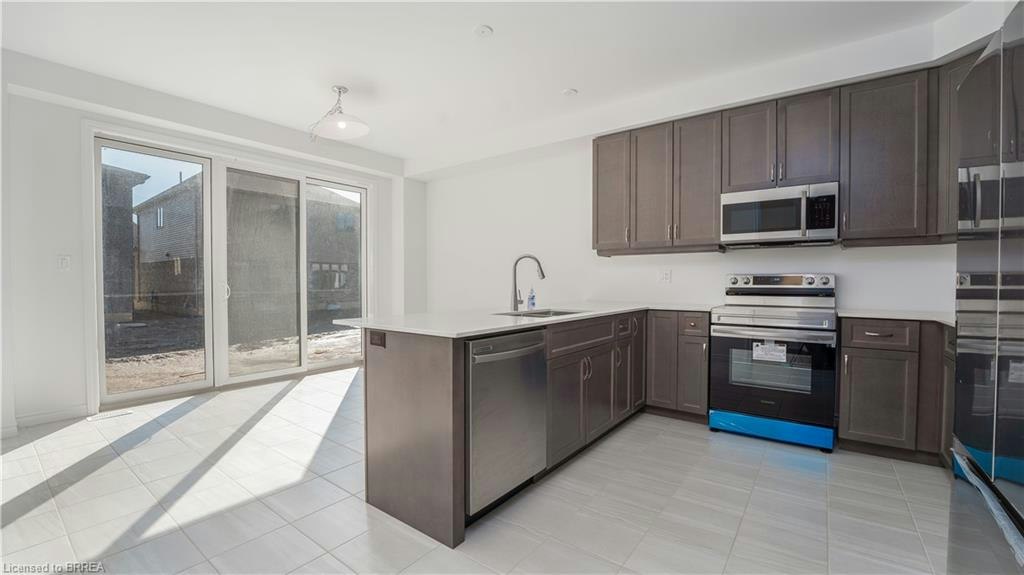 175 Longboat Run W, Brantford, ON, N3T 0T1 - 13