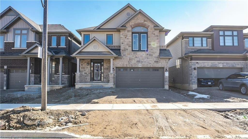 175 Longboat Run W, Brantford, ON, N3T 0T1