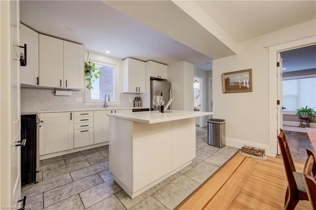 282 Province Street S, Hamilton, ON, L8K 2L7 - 10