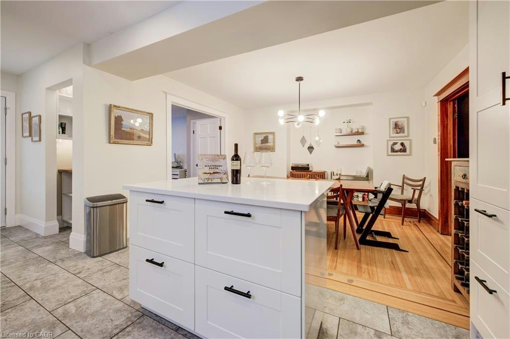282 Province Street S, Hamilton, ON, L8K 2L7 - 16