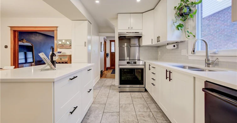 282 Province Street S, Hamilton, ON, L8K 2L7 - 14