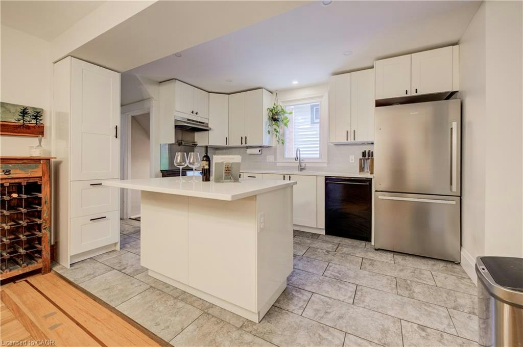 282 Province Street S, Hamilton, ON, L8K 2L7 - 11