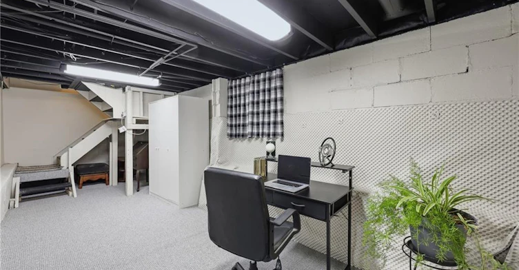 31 Hunter Street, Hamilton, ON, L9H 1E5 - 30