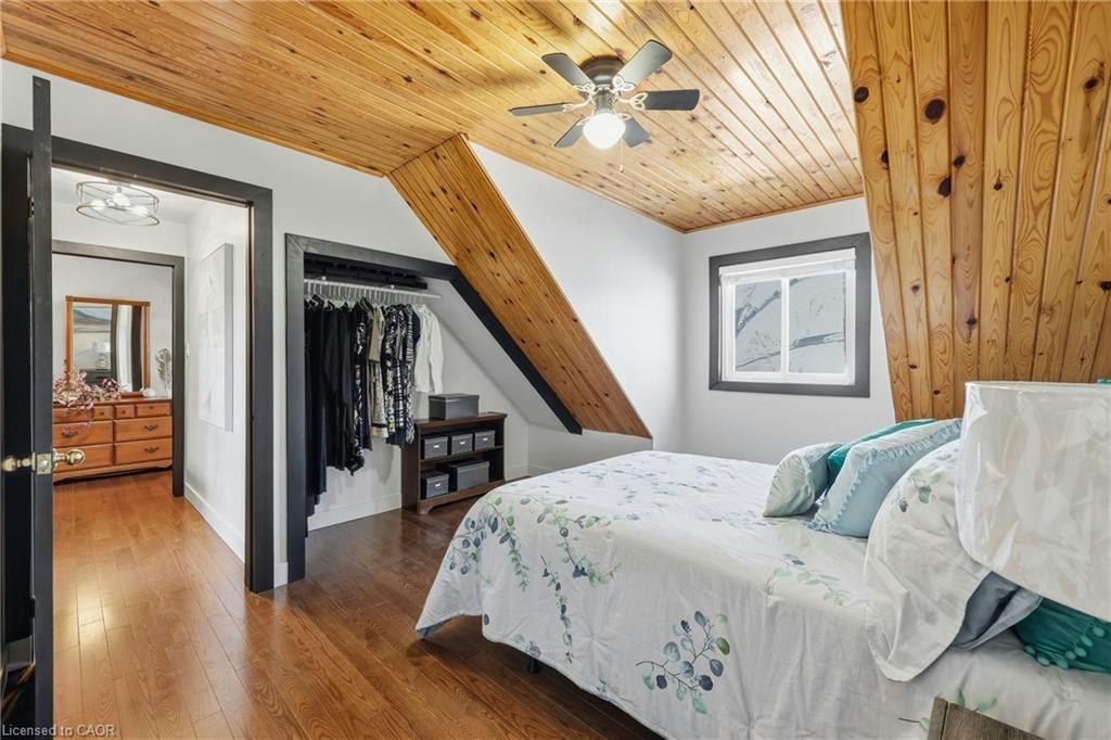 31 Hunter Street, Hamilton, ON, L9H 1E5 - 21