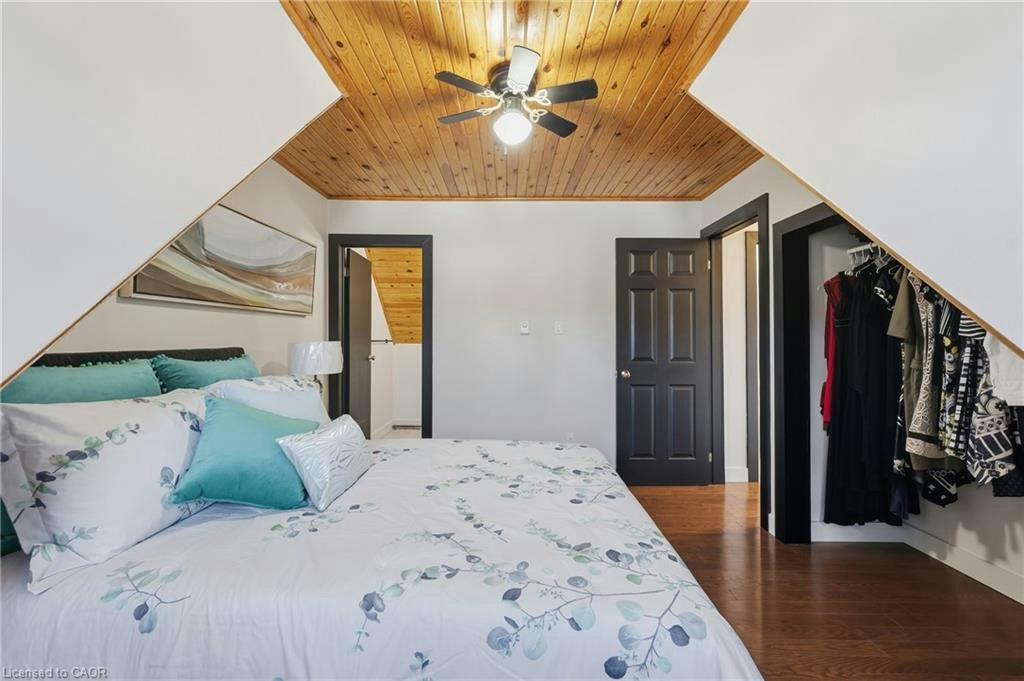 31 Hunter Street, Hamilton, ON, L9H 1E5 - 23