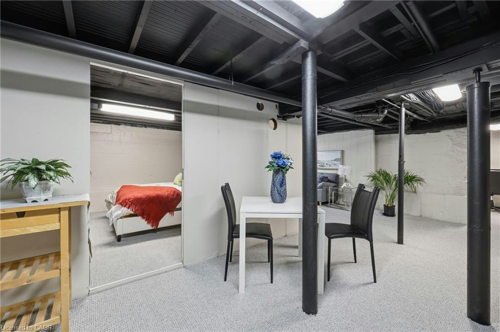31 Hunter Street, Hamilton, ON, L9H 1E5 - 32