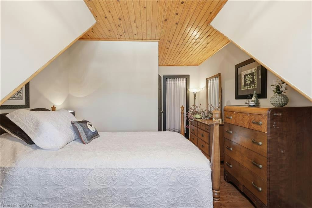 31 Hunter Street, Hamilton, ON, L9H 1E5 - 28